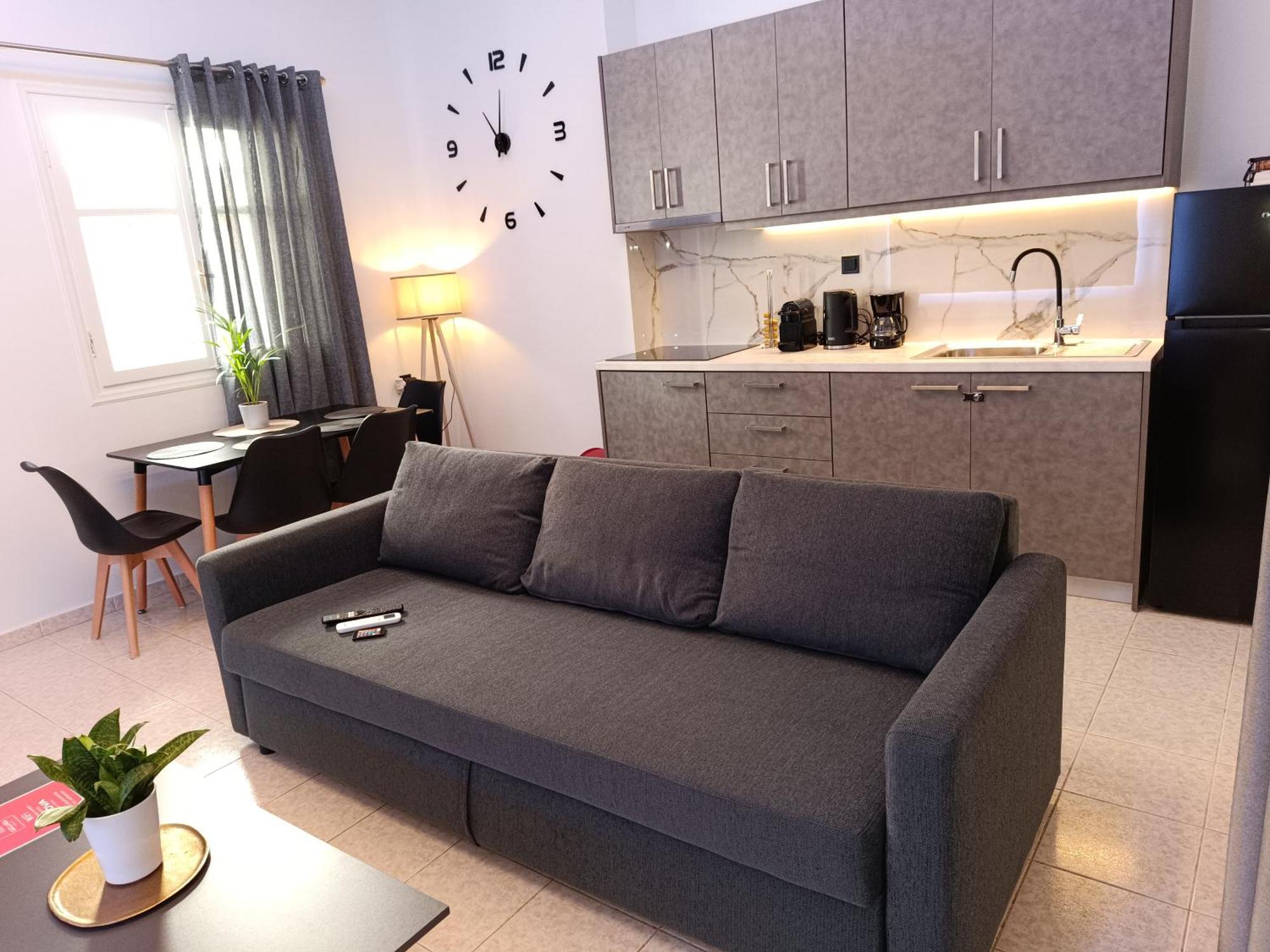 Giolanda Patrasso - Modern Apartment In The Center Of Patras Exterior photo